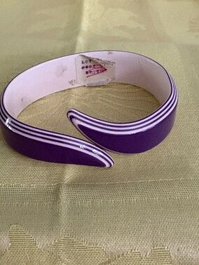Vintage Plastic Lucite Purple and White Bracelet with original price tag